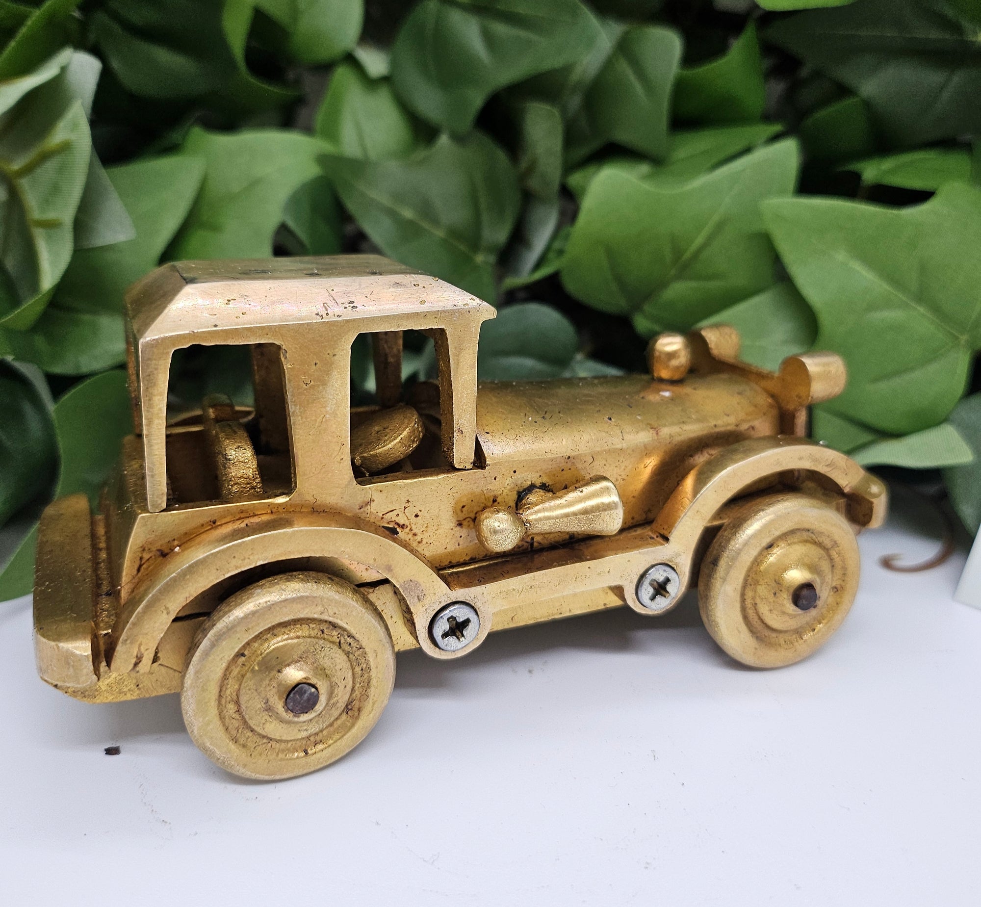 5" Vintage Car in Brass, Brass Decorative Auto Showpiece Gift, Auto- 1782
