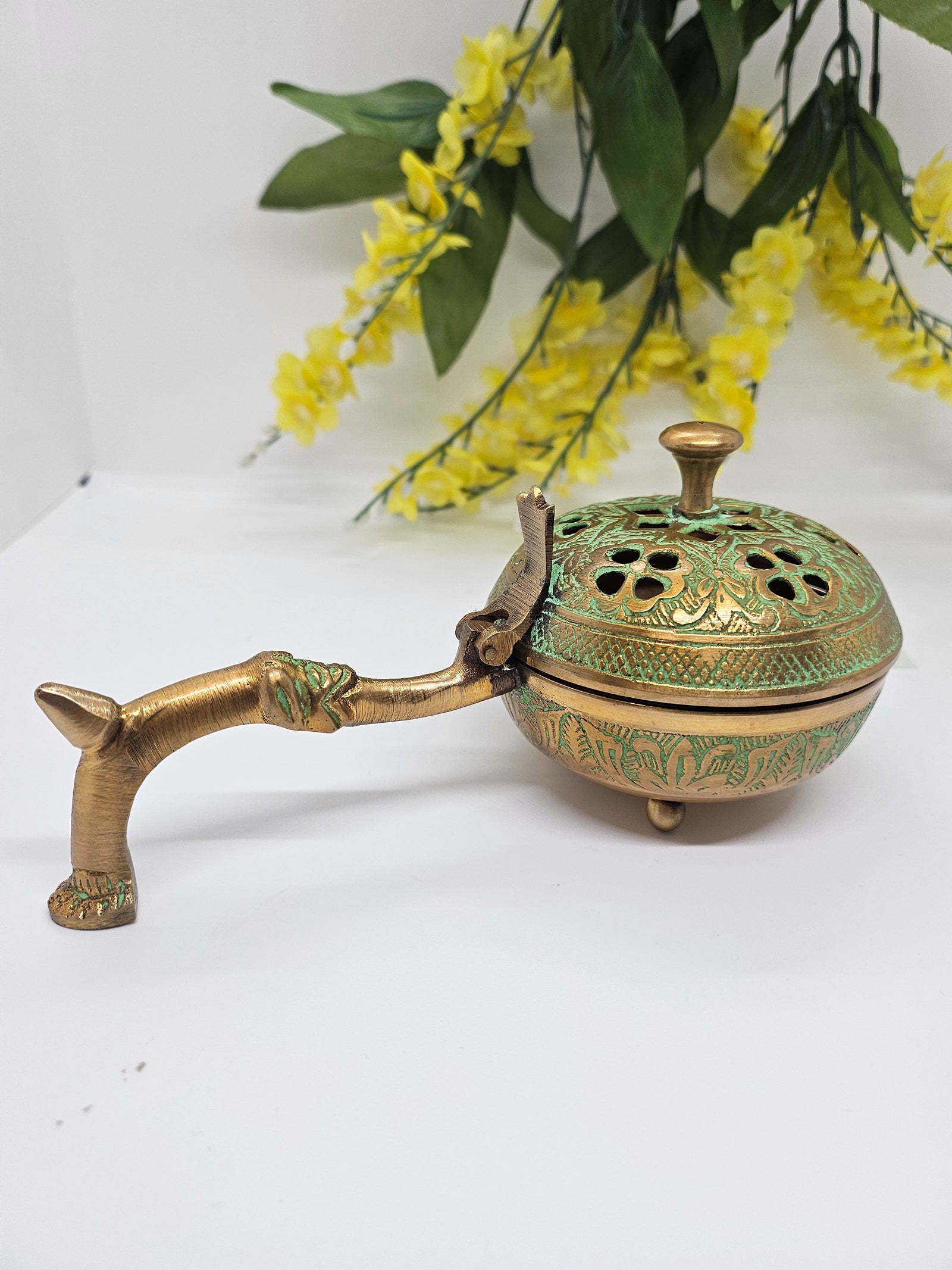 7" Brass Spiritual Dhoopdani, or Loban Lamp Incense Dhoopdani, LBD- 1784