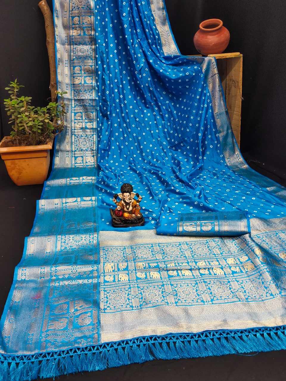 Bandhej Silk Saree with Kanjivaram Border, Ready-Stitched Blouse, Fall & Pico, Stylish Bandhani Designer Sari S- 1868
