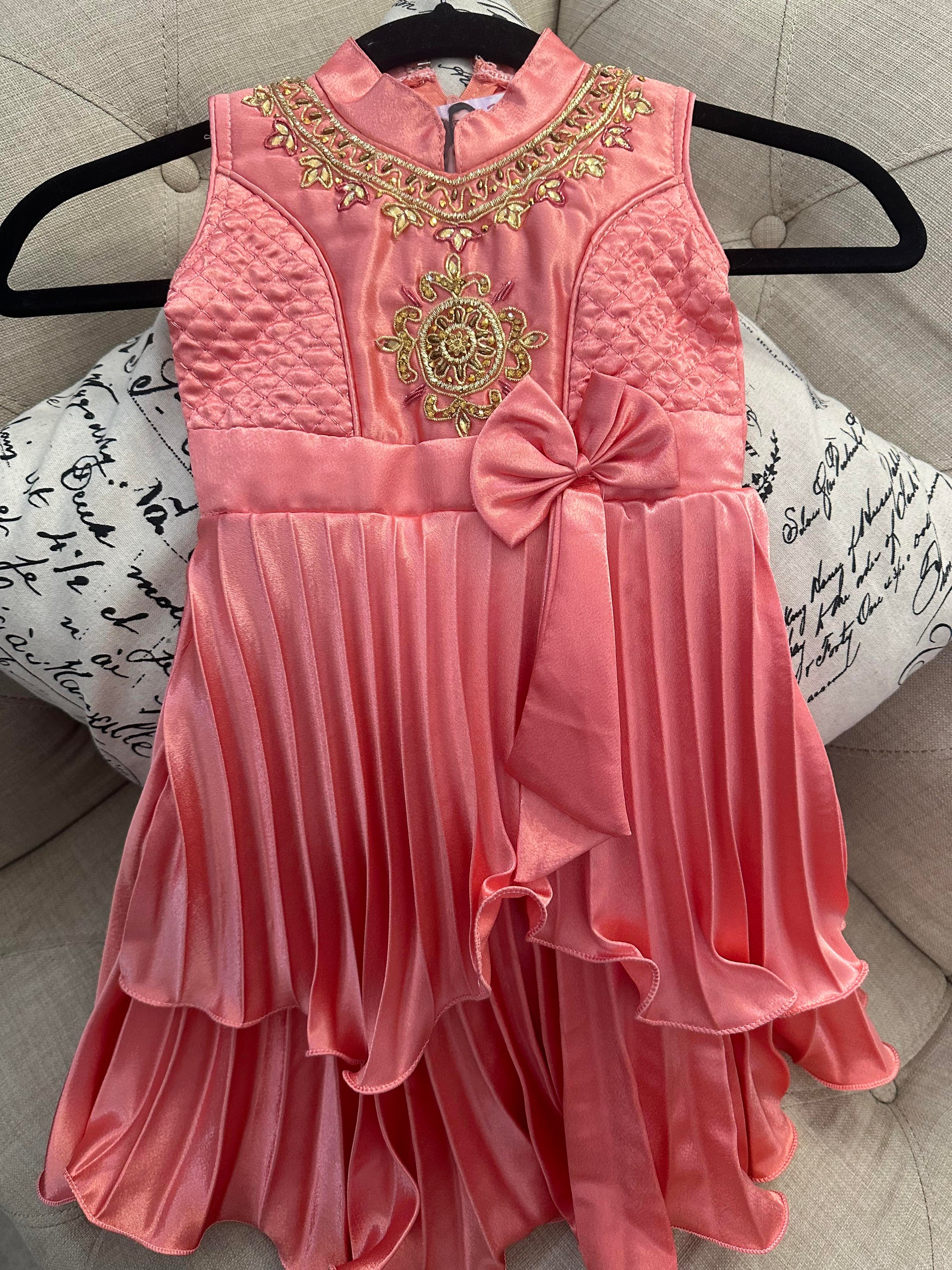 Top 10 Stylish and Trendy Eid Dresses 2022 For Girls