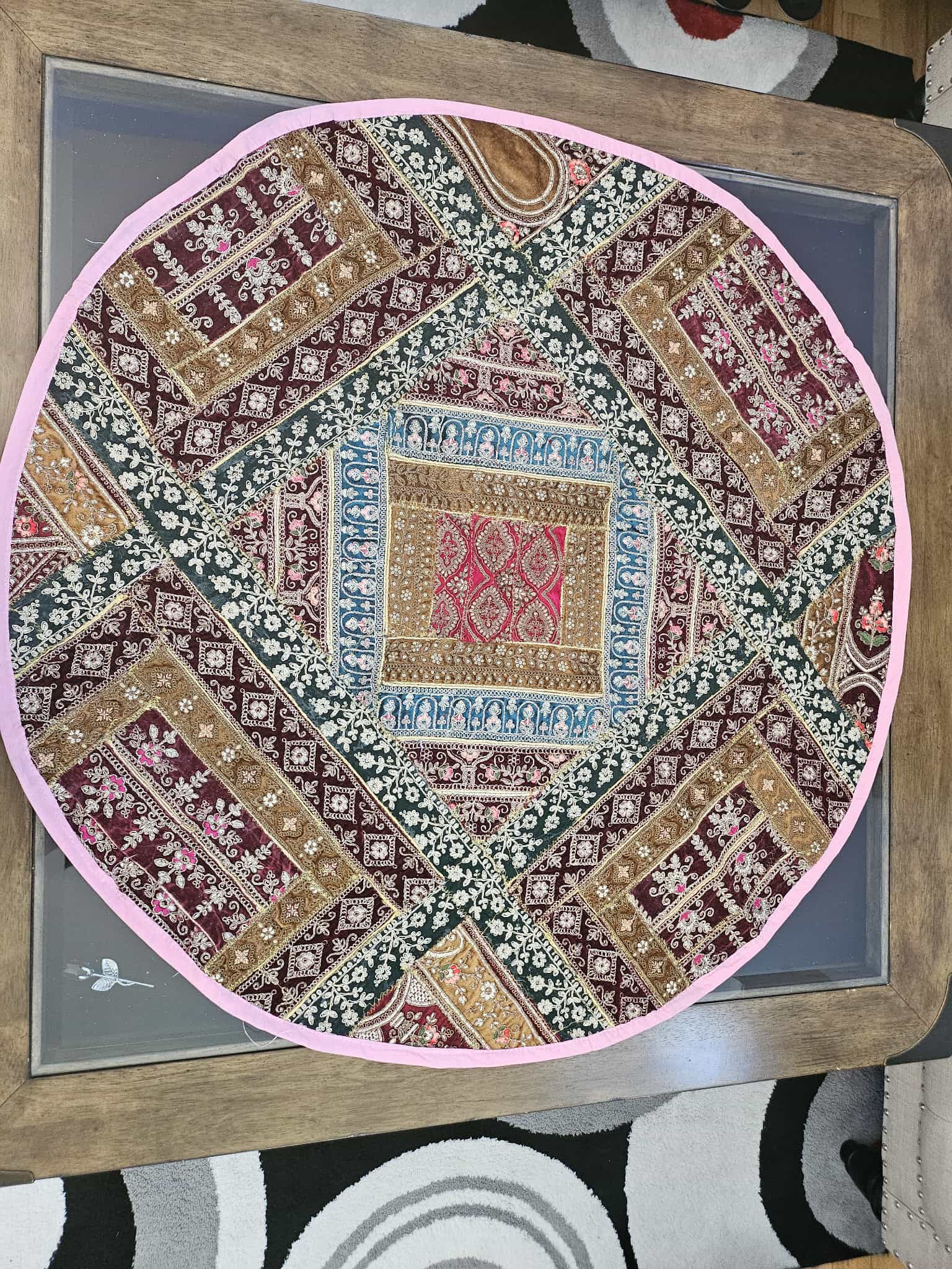 Round Table Runner: Embroidered Indian Tapestry, Embroidered Dining Table Tapestry, ~38" Diameter , TR-1886