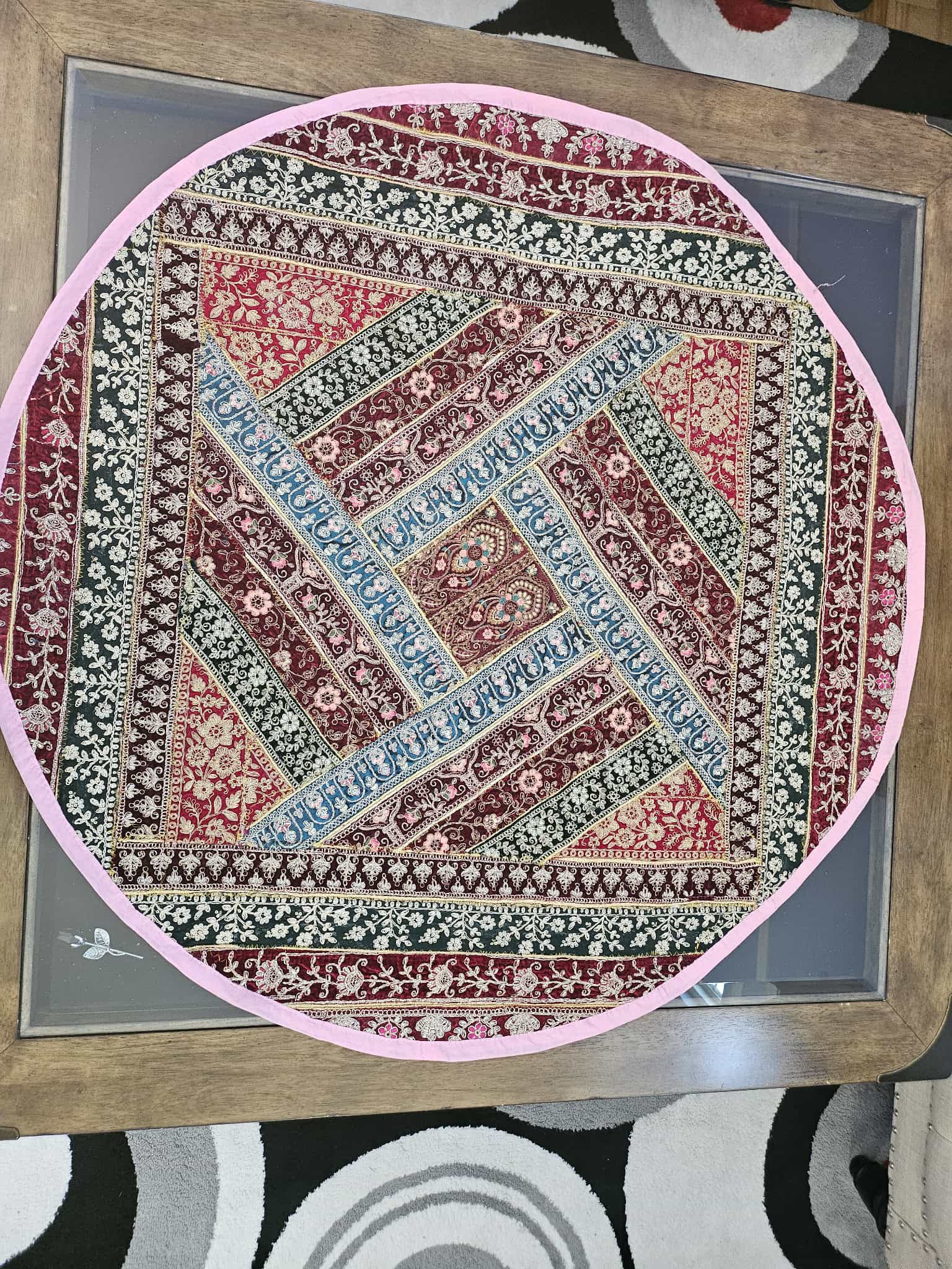 Round Table Runner: Embroidered Indian Tapestry, Embroidered Dining Table Tapestry, ~38" Diameter , TR-1886