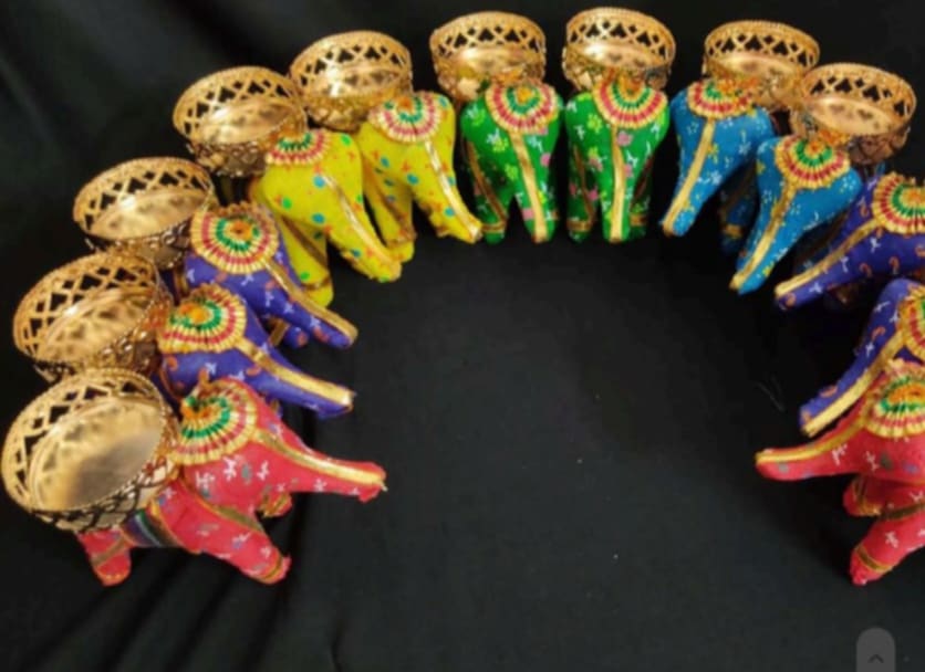 Tealight Candle Holder with Decorative Elephant, CHR- 148B