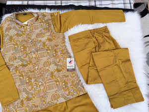Festive Men’s 3-Piece Mustard Yellow Shade Kurta Pajama with Embroidered Sequins Jacket, Silk Ethnic Wear for Wedding & Festive, KPJ-4053