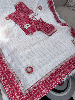 Women’s Off-White Linen Blend Saree with Red Bandhani Print Border & Matching Blouse, Festive Indian Saree, S- 3095