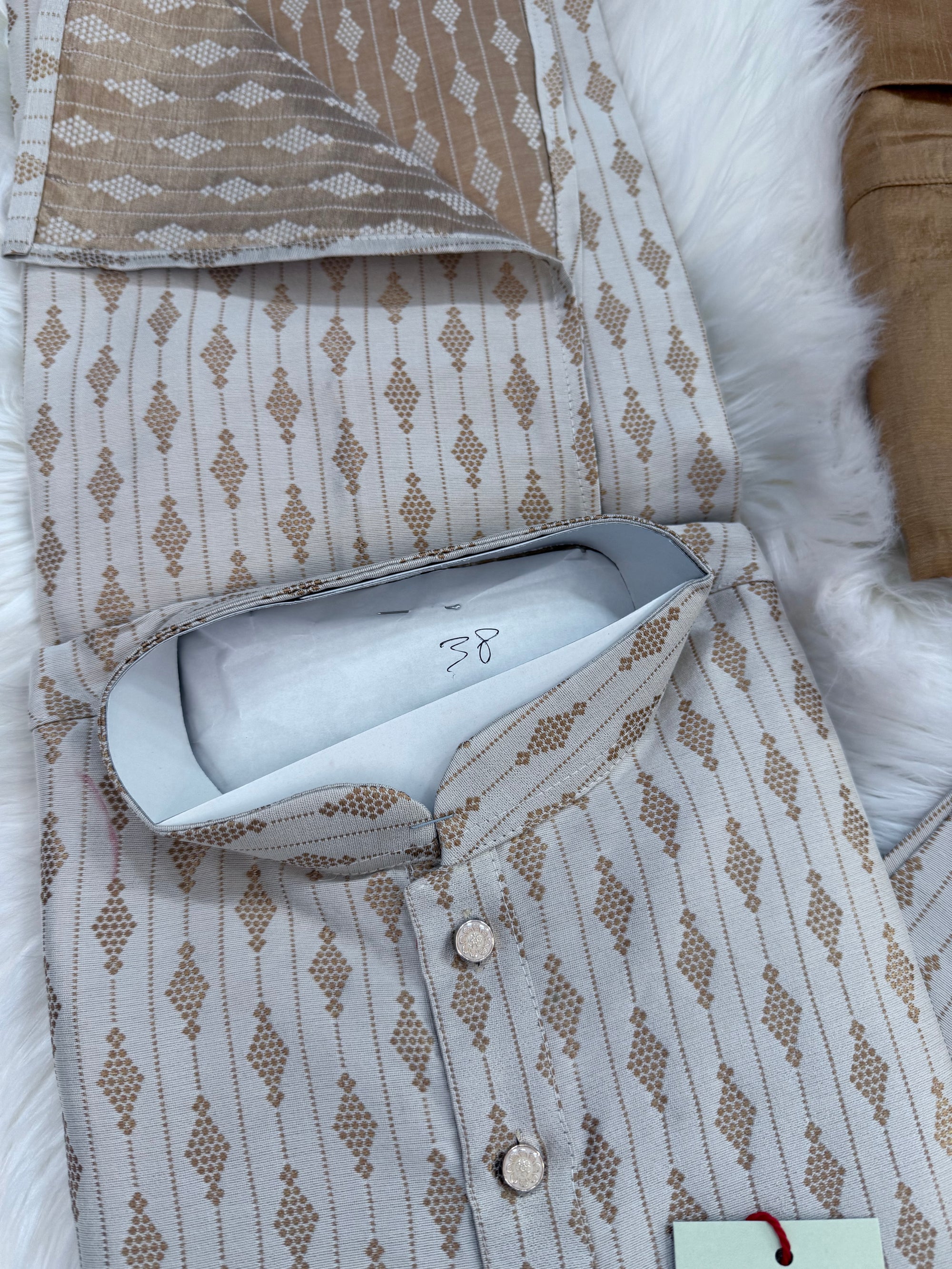 Light Beige with Golden Buty 2 Piece Jacquard Silk Kurta Pajama Set, Festive Kurta Pant Style Pajama, Man -1963