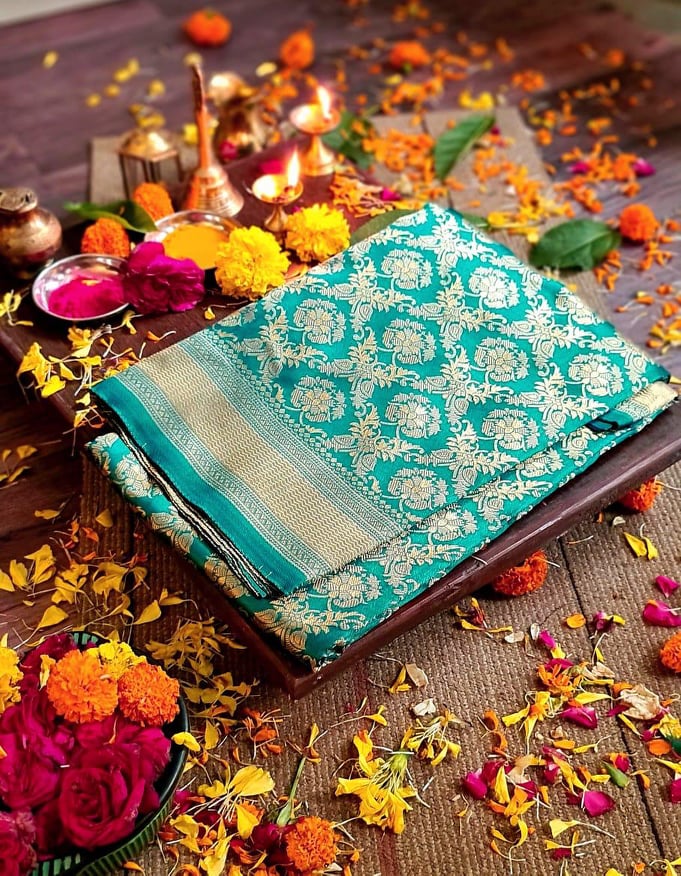 Rich Banarasi Jacquard Silk Saree with Resham & Zari Work, Design SARI