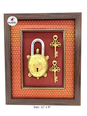 Handcrafted Antique Tortoise Lock in Brass on Silk Frame with 3D Effect, BFD- 908